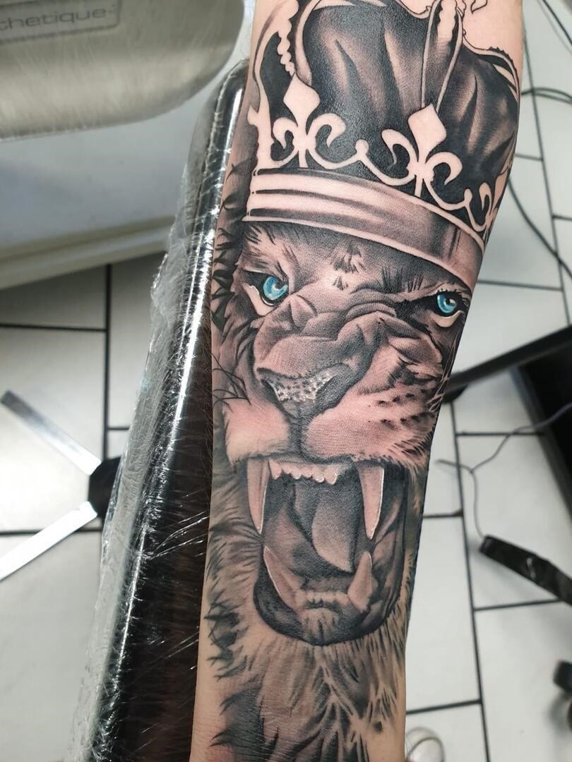 Angebot: TAKA Tattoo und Piercing